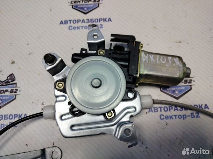 Стеклоподъемник задний правый Nissan X-Trail T30