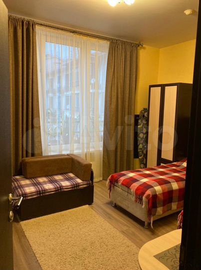 2-к. квартира, 43 м², 4/5 эт.