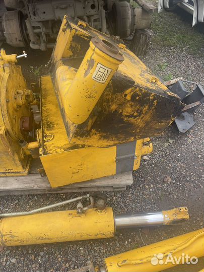 Погрузчик xcmg lw300f