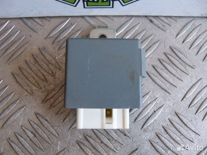 Реле топливного насоса Honda HR-V 3D 1.6 1999г