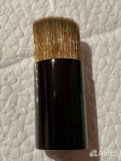 Мини-кисти Chanel для тонального крема