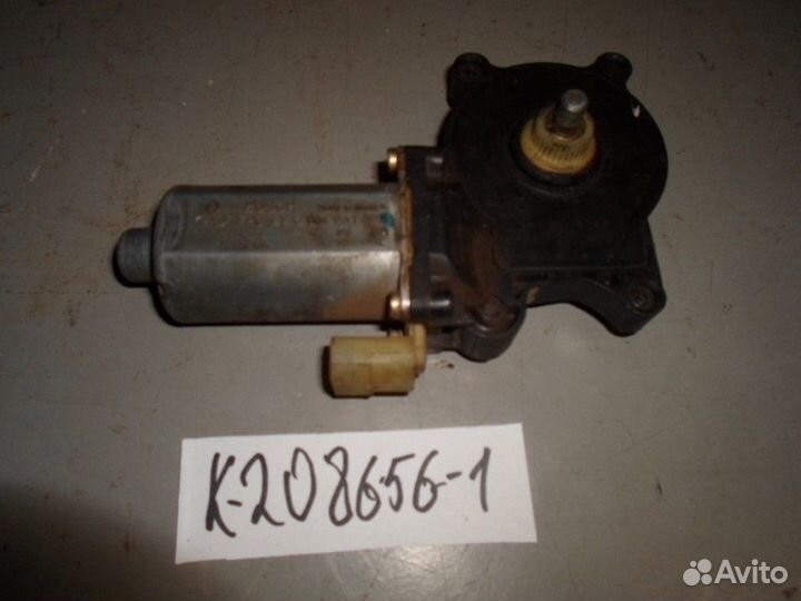 Моторчик стеклоподъемника (BMW X5)