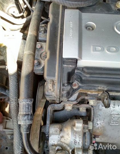 Капот акцент