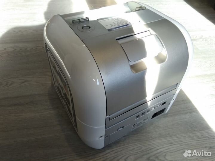 Счетчик банкнот Kisan Newton FS