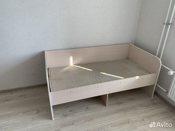 Кровати детские 2 шт