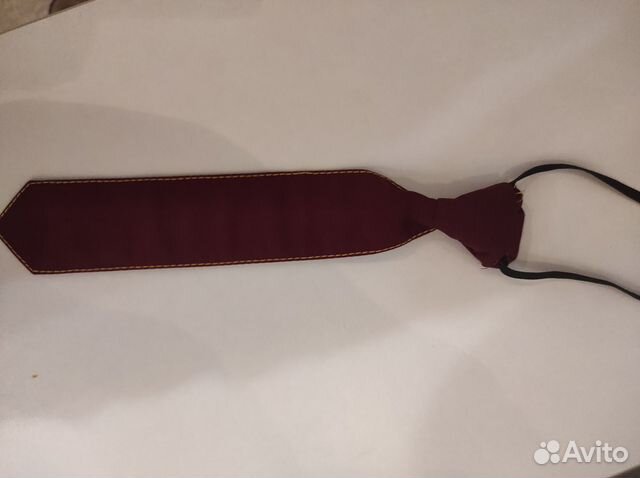 Детский галстук бордового цвета