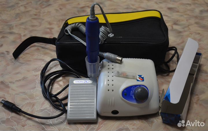 Аппарат для маникюра Strong 210, 105L с педалью