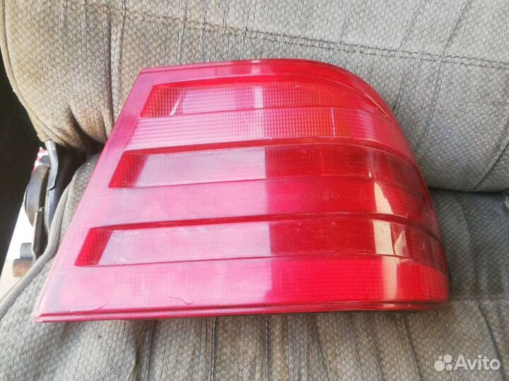 Фонарь задний мерседес бенц W210
