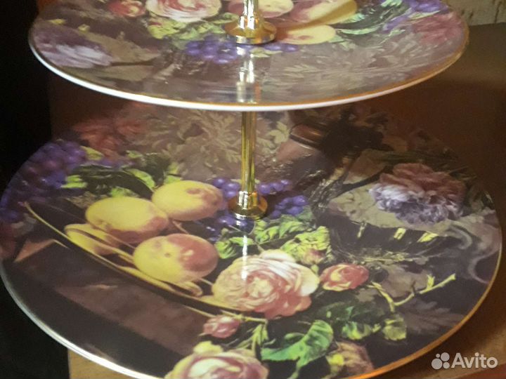 Этажерки Натюрморт.Кружки.Чехия