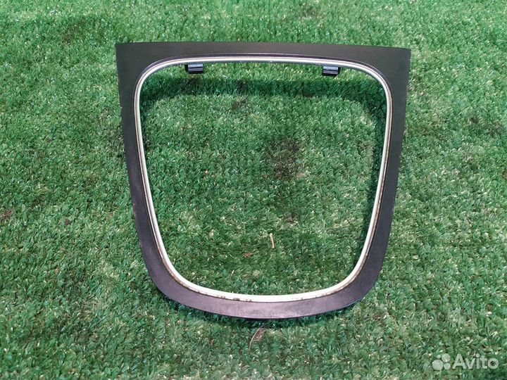 Накладка центральной консоли Toyota Auris E150 20