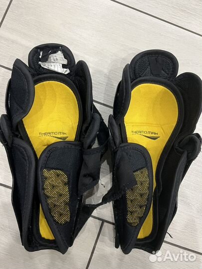 Щитки хоккейные детские Bauer supreme 9