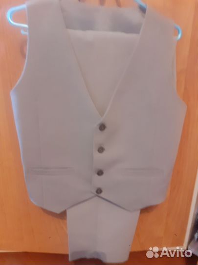 Костюм жилет и брюки