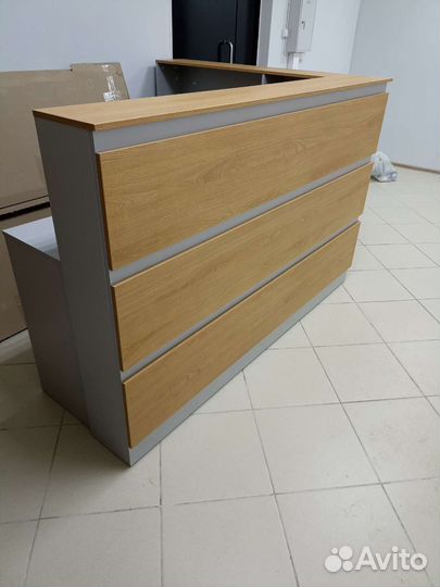 Ресепшн, стойка админисратора