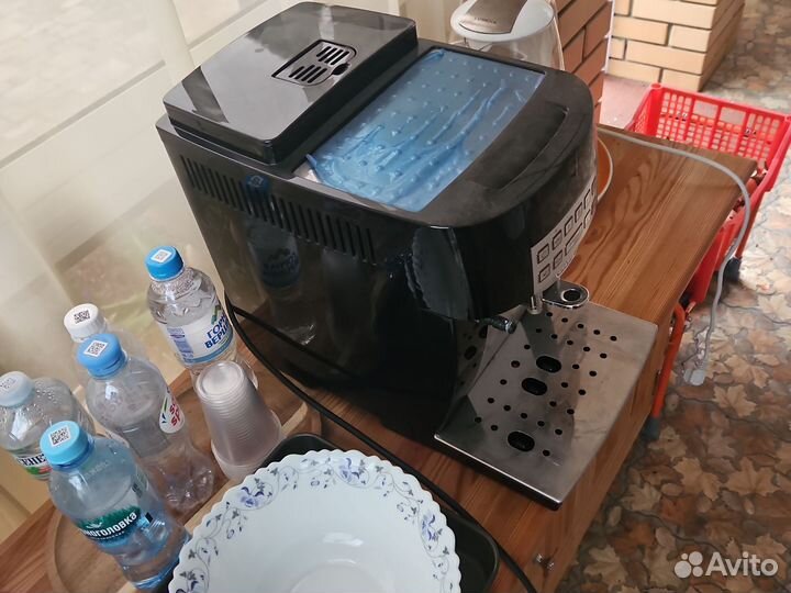 Кофемашина delonghi magnifica s