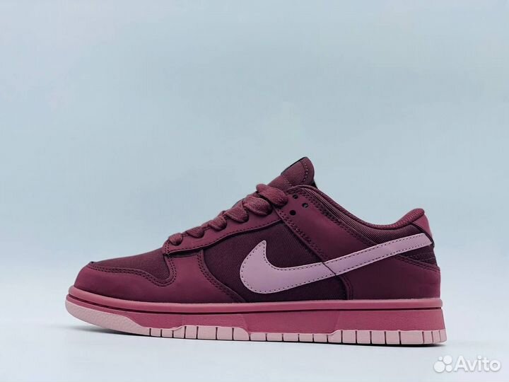 Кроссовки Nike Dunk Low