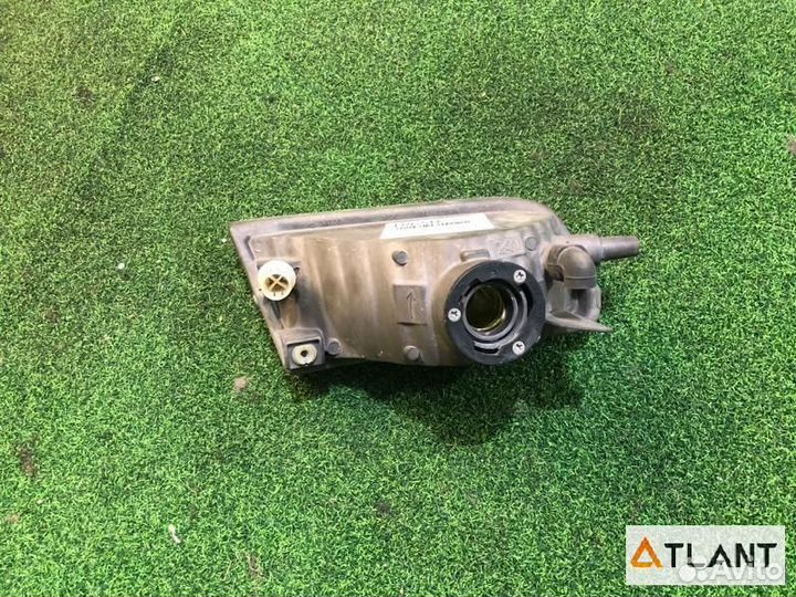 Туманка передняя правая toyota crown