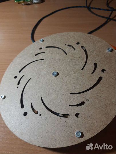 Часы пособие