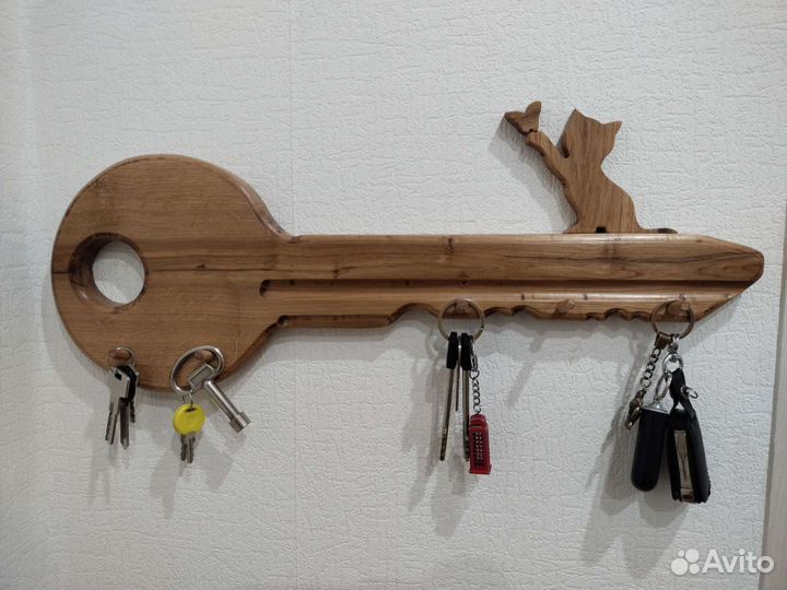 Ключница из дерева