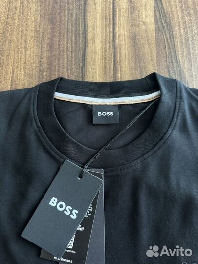 Футболка hugo Boss