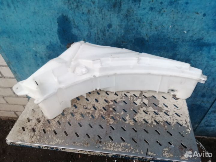 Бачок омывателя стекла Range Rover Sport L494