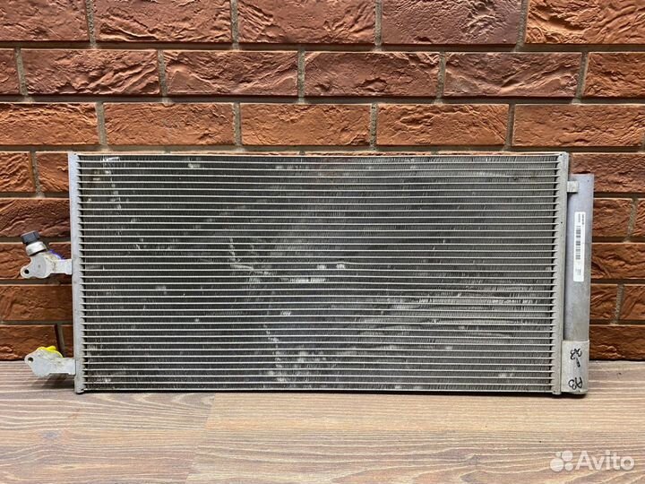 Радиатор кондиционера Volvo XC60 V60 V90 2017+