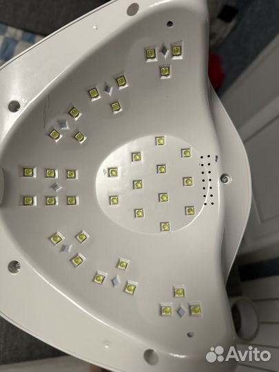 Лампа и бор машинка для маникюра