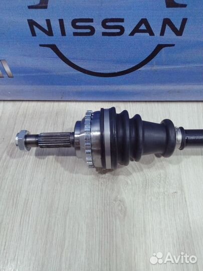 Привод подвески колеса Renault symbol Лев