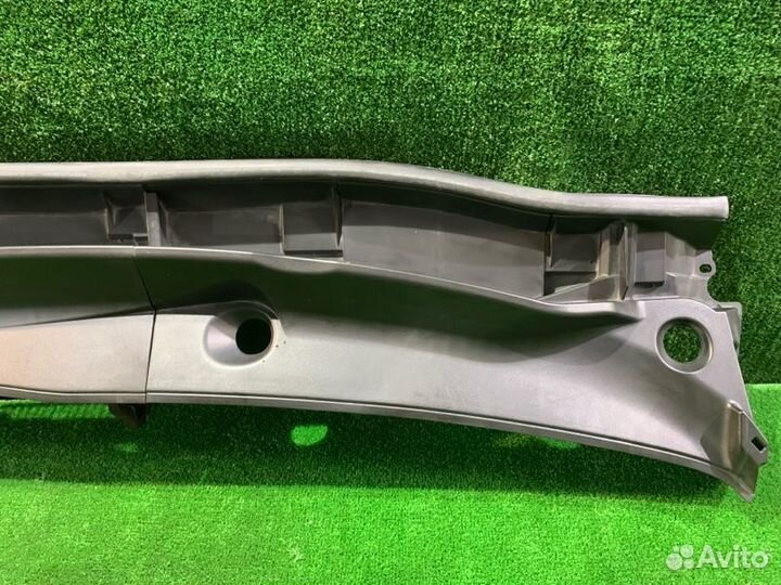 Решетка под лобовое стекло Toyota Corolla Fielder