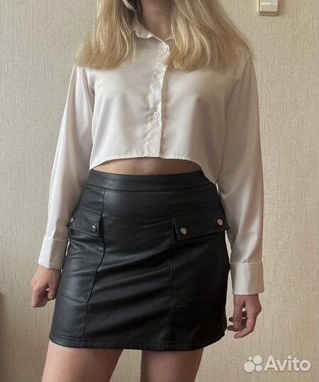 Юбка кожаная черная