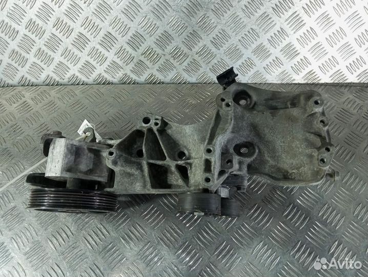 Кронштейн генератора для Renault Clio 2 7700274249