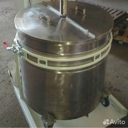 Емкость из нержавеющей стали