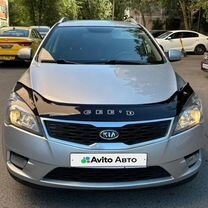 Kia Ceed 1.6 AT, 2012, 224 000 км, с пробегом, цена 925 000 руб.