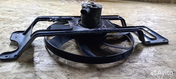 Вентилятор охлаждения двигателя Renault Symbol