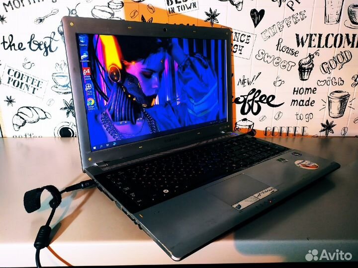 Samsung RV520 - i3 - 2 Gen \ 4 Озу \ 1 GB Видео