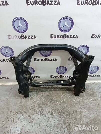 Передний подрамник Mercedes W221
