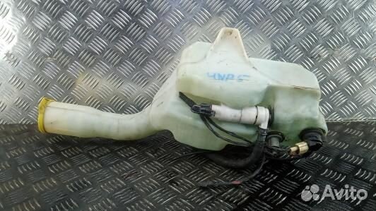 Бачок омывателя chrysler 300C 1 (UNP05NL01)