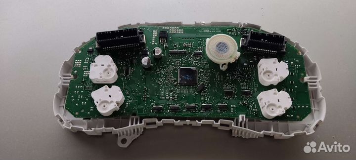 Панель приборов на Hyundai Solaris 2