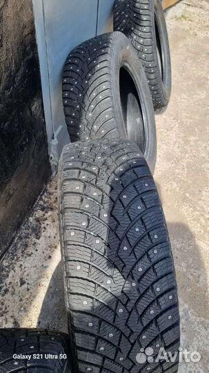 Pirelli Ice Zero 2 225/65 R17