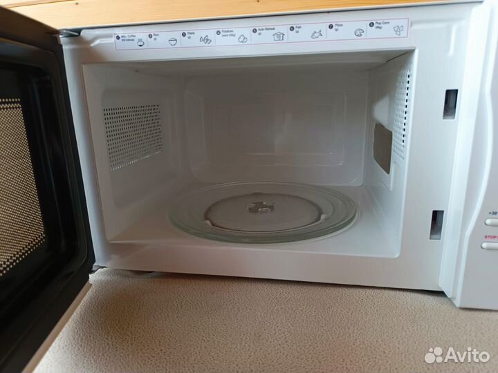 Микроволновая печь Candy CMW2070DW