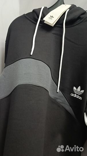 Спортивный костюм adidas