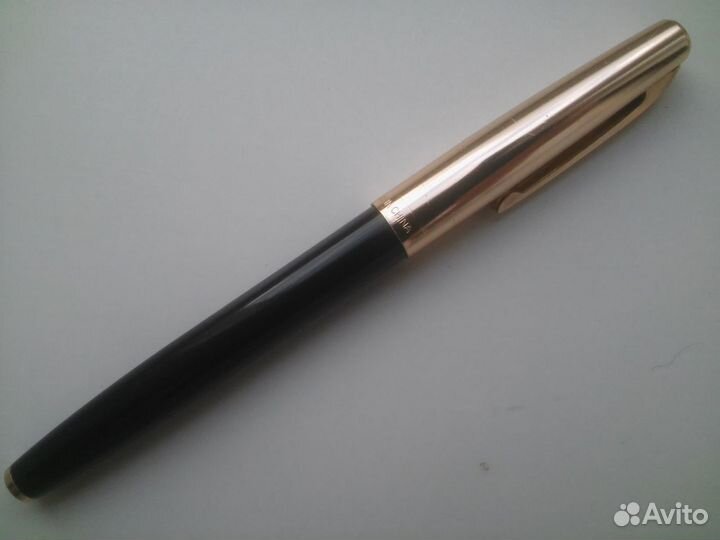 Перьевая ручка 
