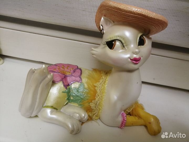 Кошечка копилка