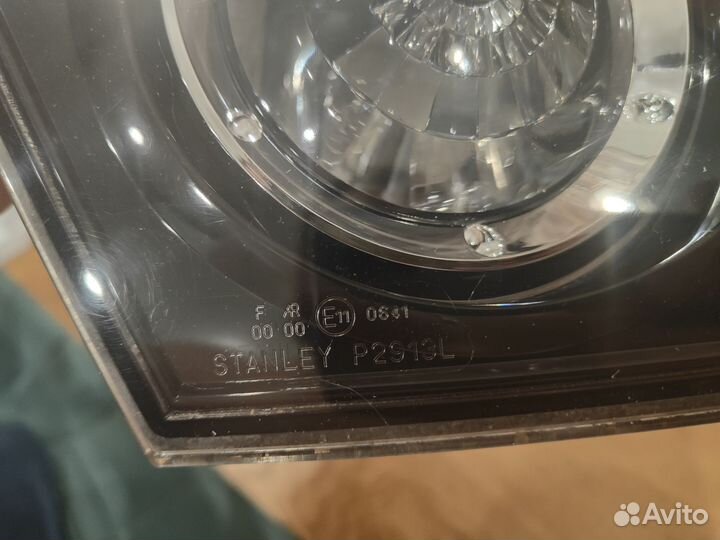 Фонарь заднего хода Mazda axela