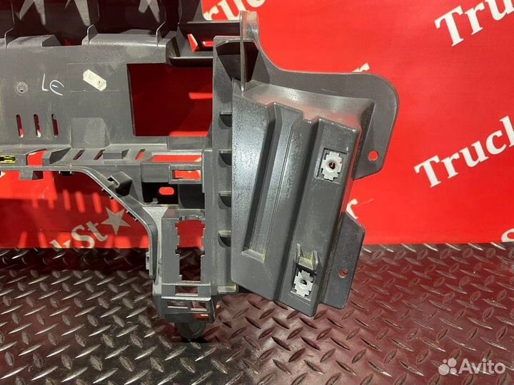 Корпус панели приборов Renault T