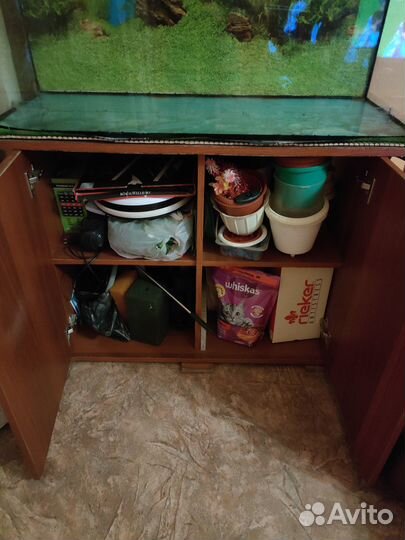 Аквариум с тумбой на 200 л