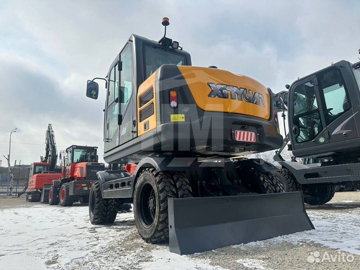 Колёсный экскаватор XINYUAN B60 Professiona, 2024