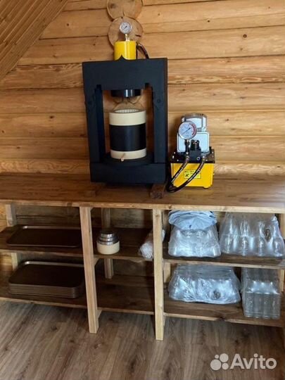 Маслопресс 50 тонн. (Дубовый пресс)