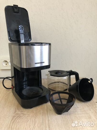 Кофеварка капельная Redmond