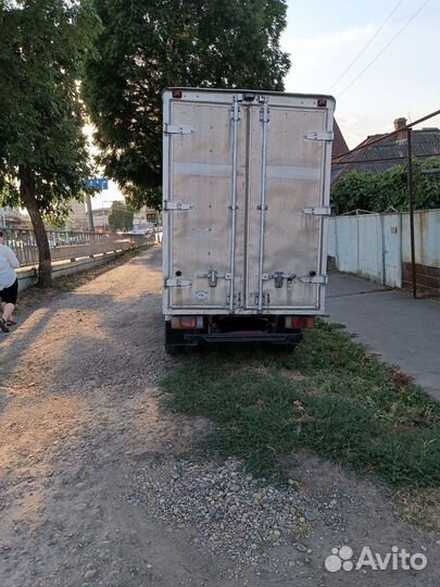 Isuzu ELF (N-series) изотермический, 1994