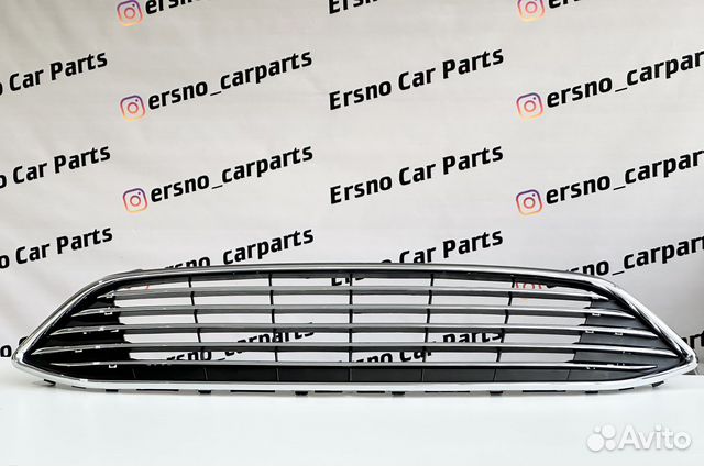 Решетка бампера Форд Фокус 3 рестайлинг